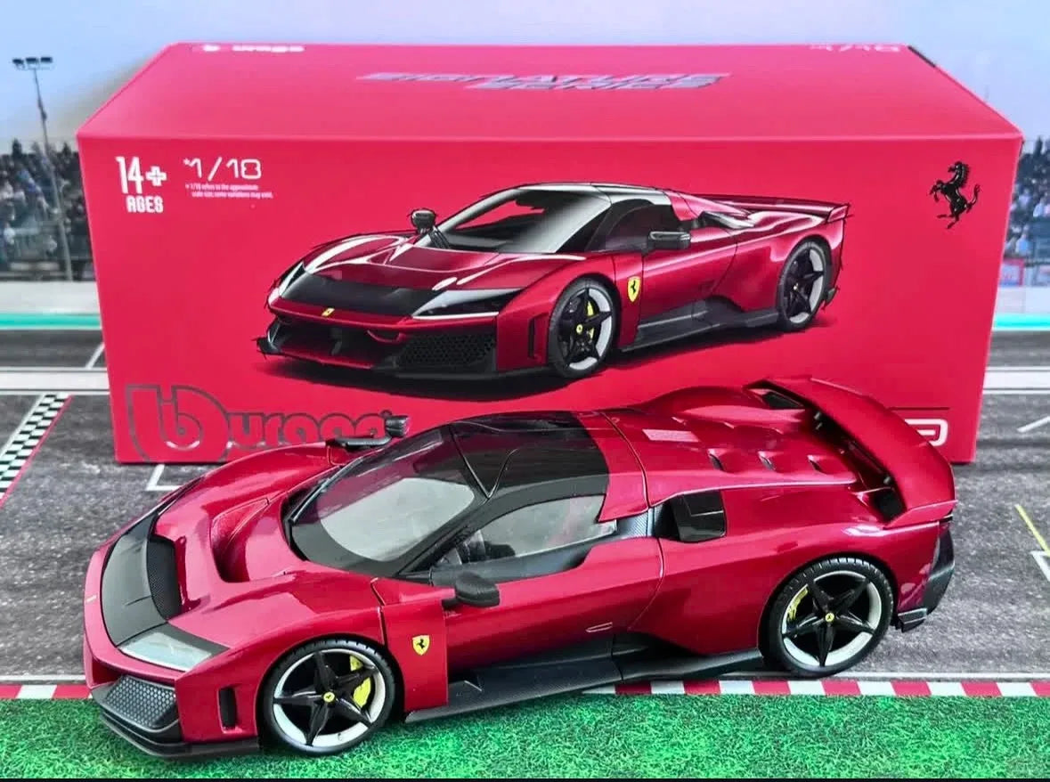 Bburago 1:18 Ferrari F80 Hardcover Full Open Model  Simulation Alloy Miniature Die-Casting Model Custom Gifts
