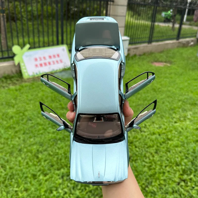 Almost Real AR 1/18 Jaguar XJ6 X350 Car models give gifts to friends Adult toys Birthday gifts to friends Company show metal