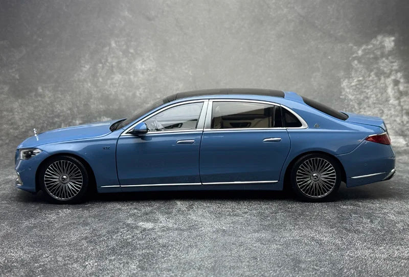 Almost Real model  1:18  BZ-Mbh S680  S-Class Alloy car model display Collection Holiday gift