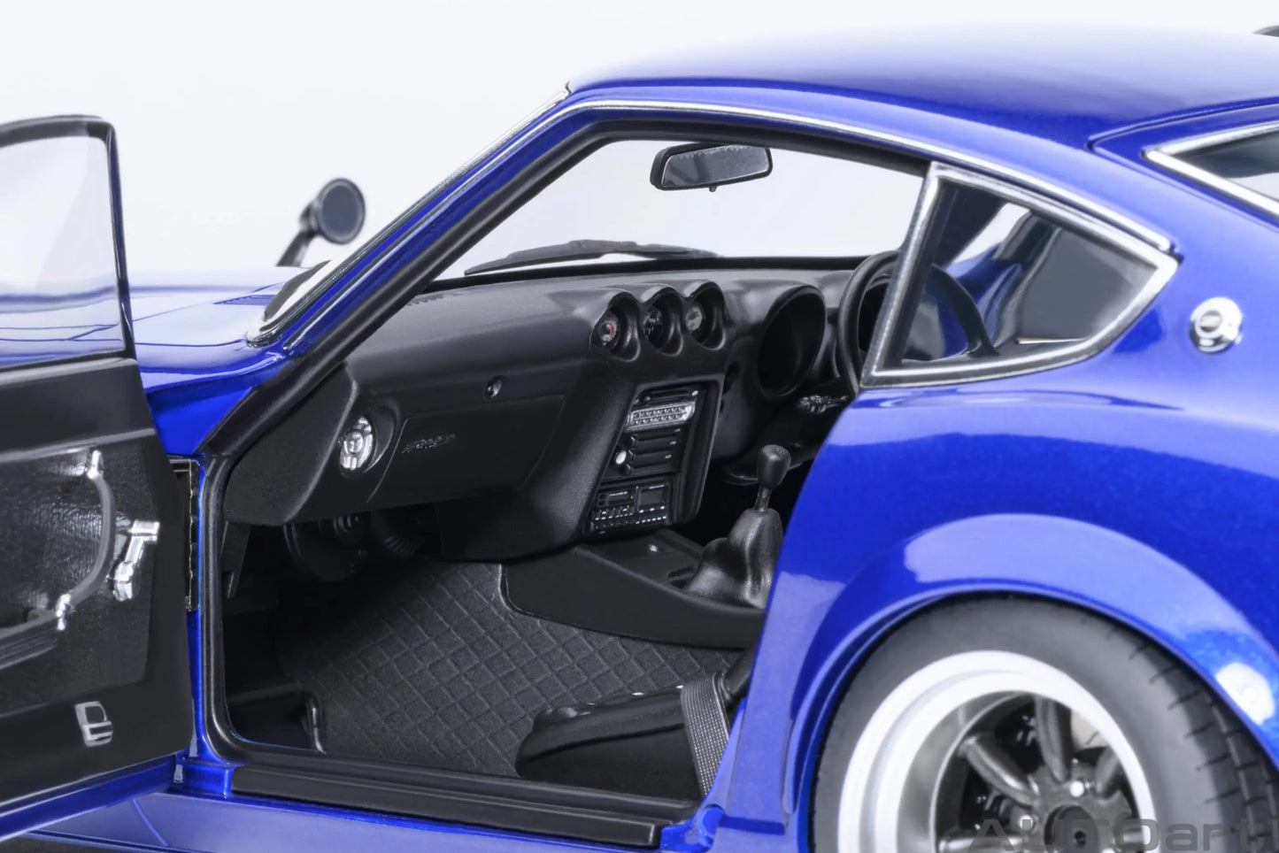 Autoart 1/18 Nissan Fairlady Z (S30) Wangan Midnight Car Model Static Display Collection