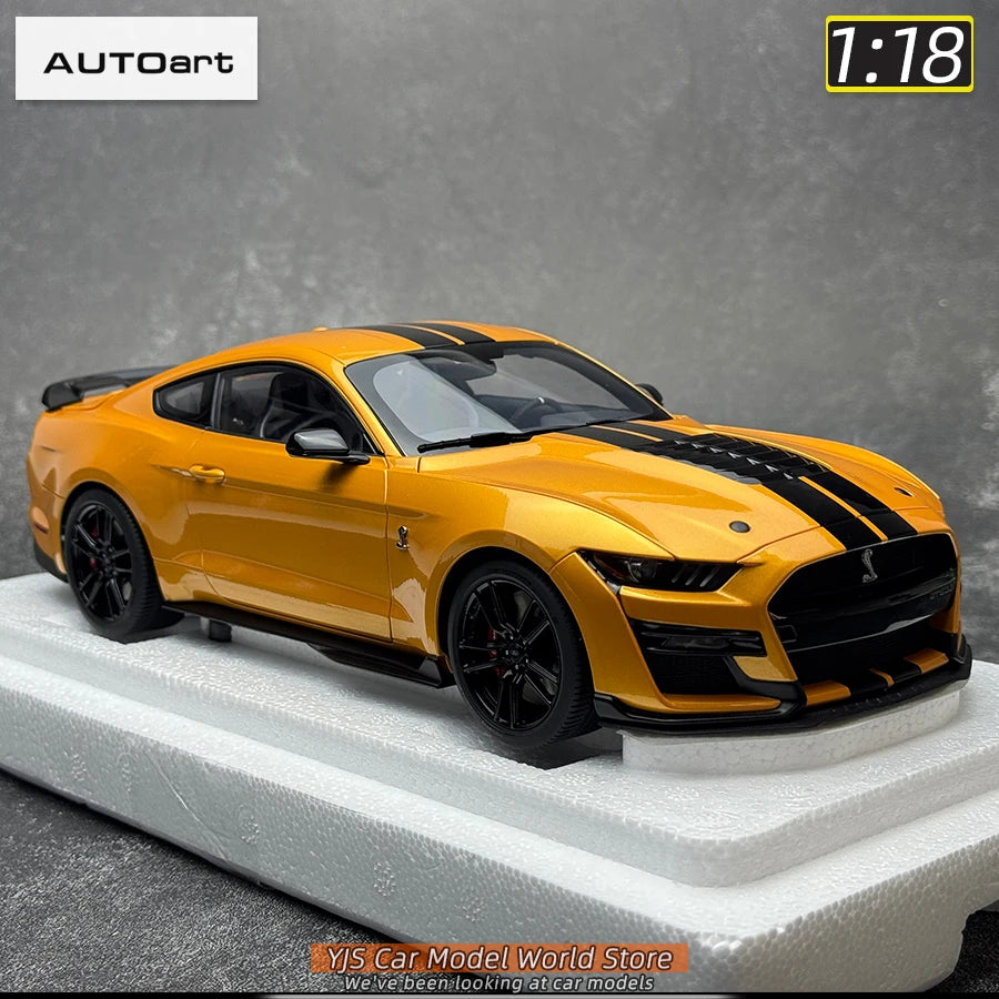 AUTOART New 1/18 scale Ford Mustang Shelby GT500 WHITE SILVER  Sports car model Static display Collection Holiday gift 73097