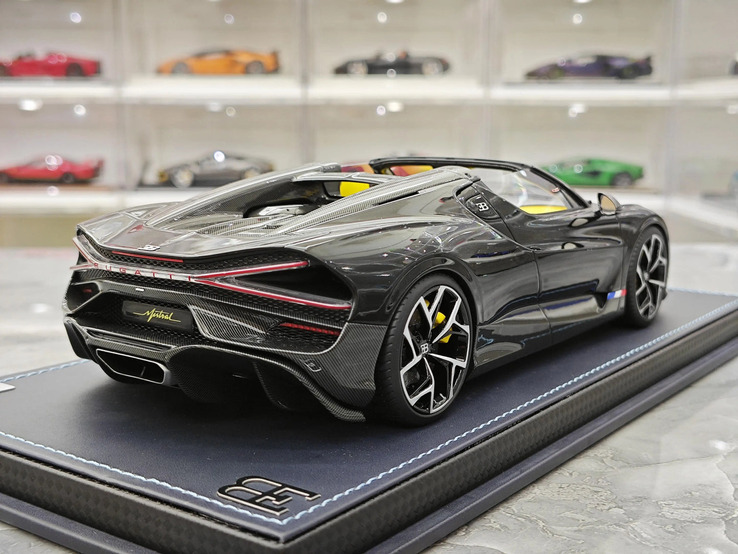 MR 1/18 Bugatti W16 Mistral Resin Motor Vehicle Toy Die-casting Metal Model Collection Boy Gifts