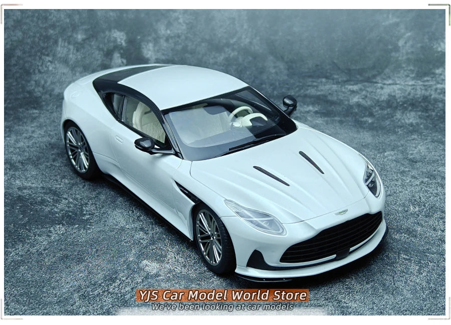 Xiao Guang 1/18 Aston Martin DB12 Car Model