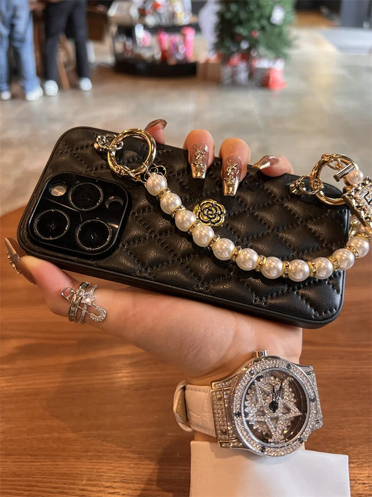 Luxury Fashion Luxurious Phone Case For iPhone 17 16 15 14 13 12 11 Pro Max 3D Camellia Cover With Chain For iPhone 17 Pro Max