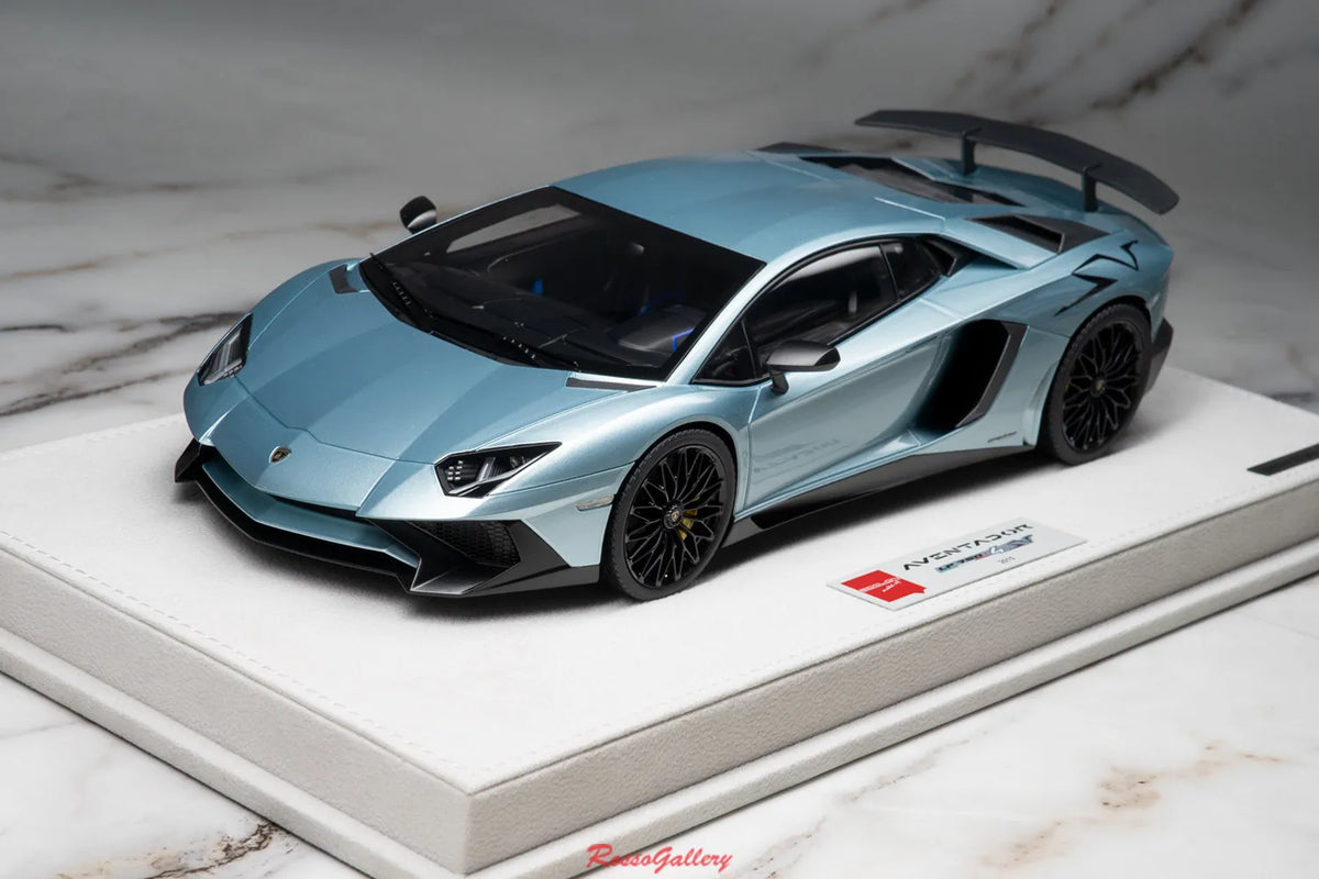 MAKE UP 1/18 Lamborghini Aventador LP750-4 SV Car Model