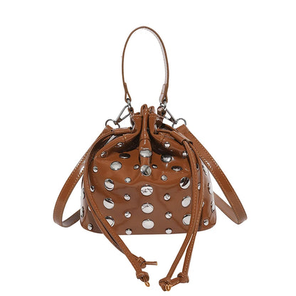 New Solid PU Bucket Design Personality Retro Shoulder & Crossbody Bags 2026 Fashion Exquisite Rivets Stylish Handbags for Women