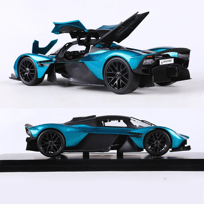 Maisto 1:18 2022 Valkyrie Green/Silver Alloy Model Car