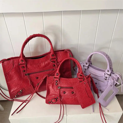 Paris Rivet Locomotive Bag ins Spice Girl Bag French Premium Sense Retro Trendy Portable Pillow Bag One Shoulder Crossbody Bag