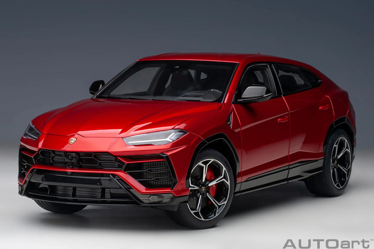 AUTOART New model 1/18 scale LAMBORGHINI URUS   car model Static display Collection Holiday gift