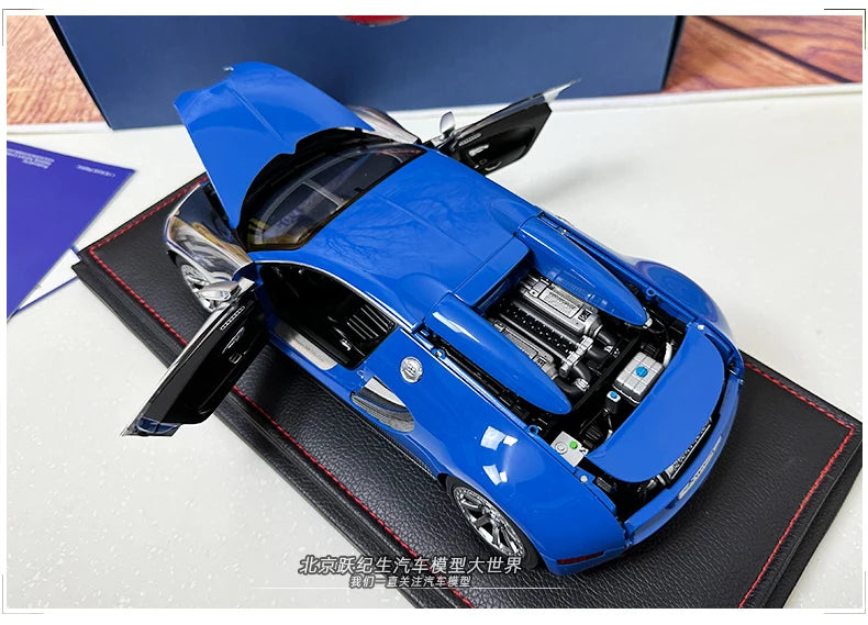 AUTOART 1:18 Bugatti  Veyron Sports car alloy car model plated interphase  Personal collection gift Compan