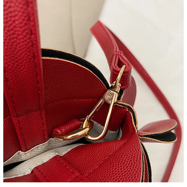 2026 High Quality Niche Bags Waterproof and Durable Design Sense Crossbody Bags PU Flowers Clock Shape Zipper Circular Bags