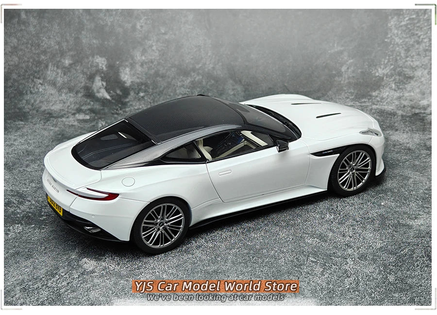 Xiao Guang 1/18 Aston Martin DB12 Car Model