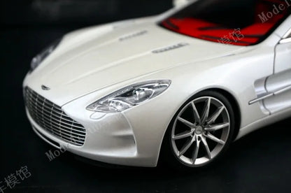 Autoart 1:18 One-77 Simulation Limited Edition All Open Alloy Metal Static Car Model Toy Gift