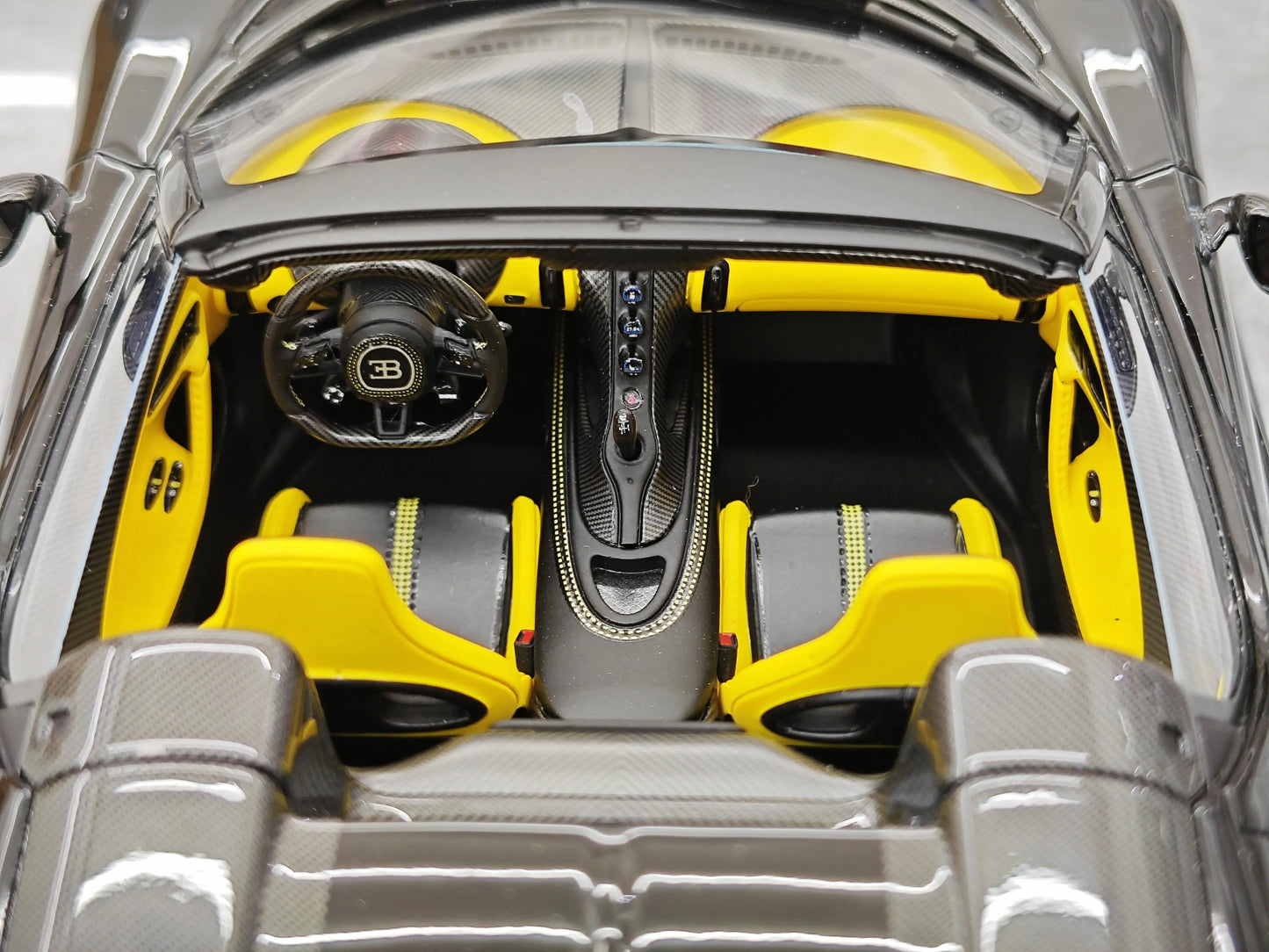 MR 1/18 Bugatti W16 Mistral Resin Motor Vehicle Toy Die-casting Metal Model Collection Boy Gifts