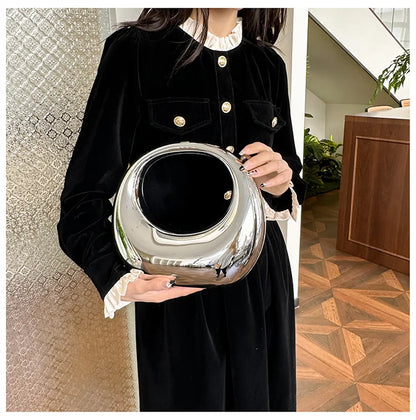 Hot Selling Creative Design Women's Top-Handle Bag PVC Metallic Luster Half Moon Banquet Women's Bag 2026 New Luxury Handbag