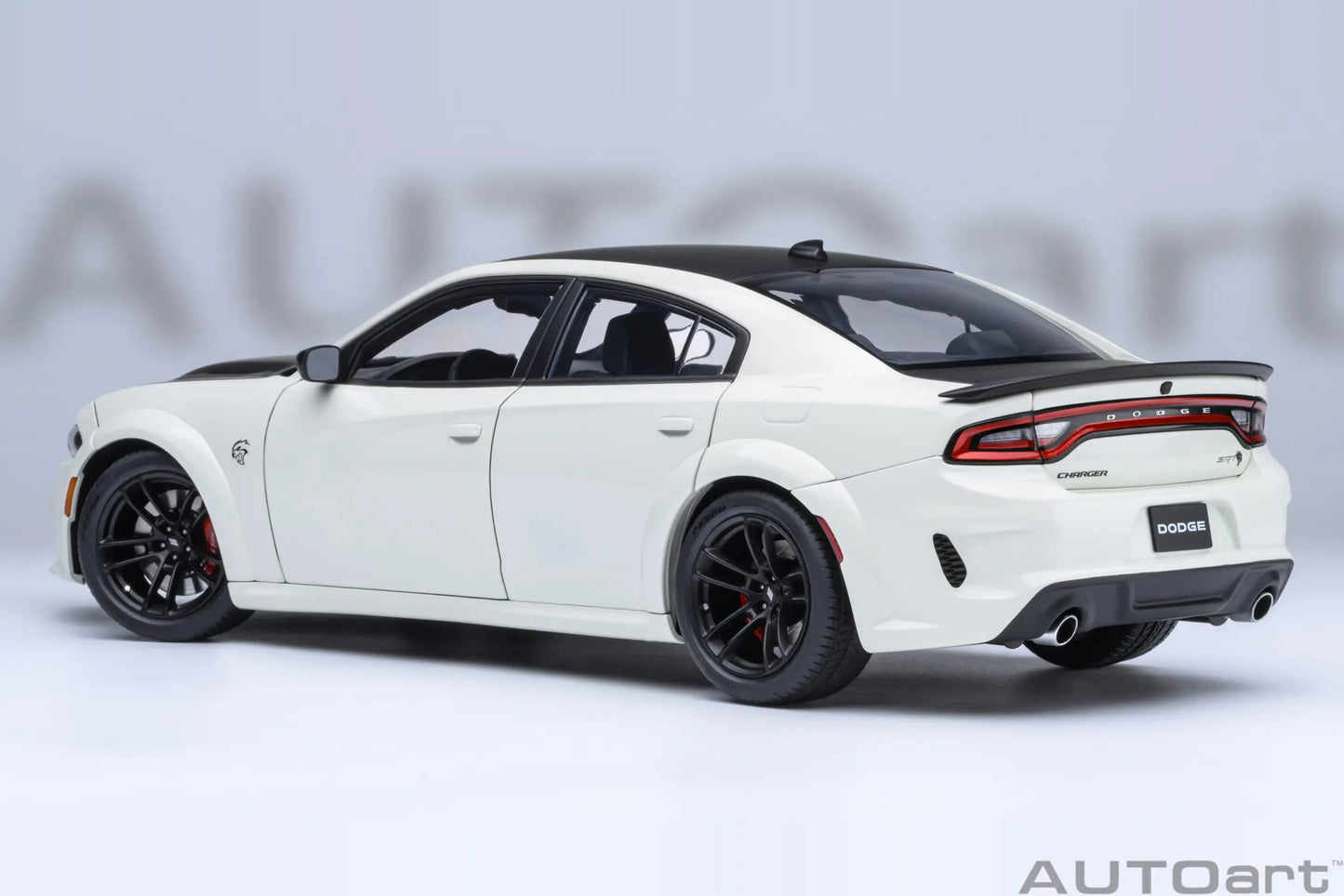 AUTOART 1/18 Dodge Charger SRT Hellcat Redeye Jailbreak Car model  Send to a friend  Personal collection Static ornament