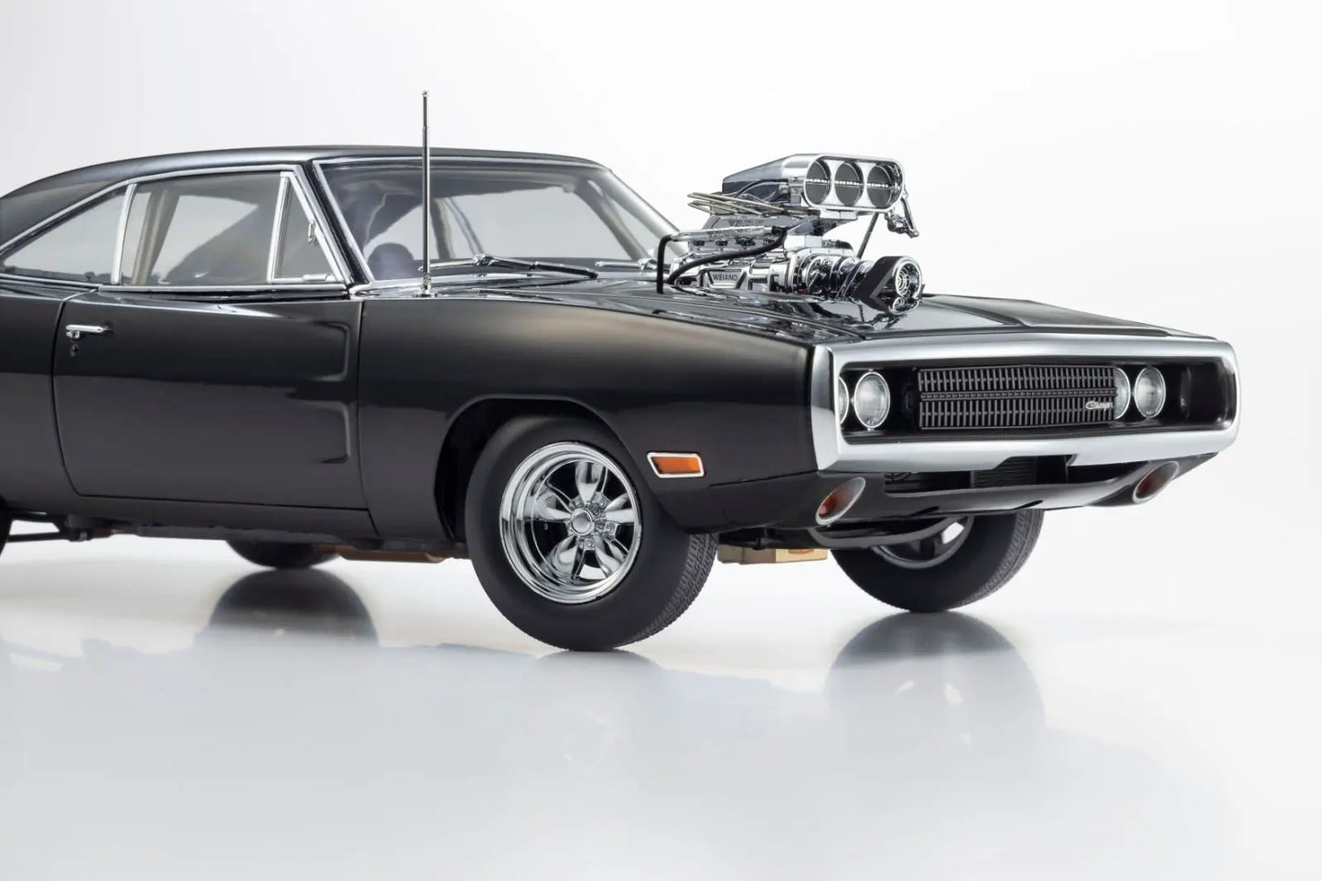 KYOSHO  1/18 Scale Diecast Collection  Dodge Charger R/T 1970 Toyota Supra Turbo - Static car model - Collection - Display piece