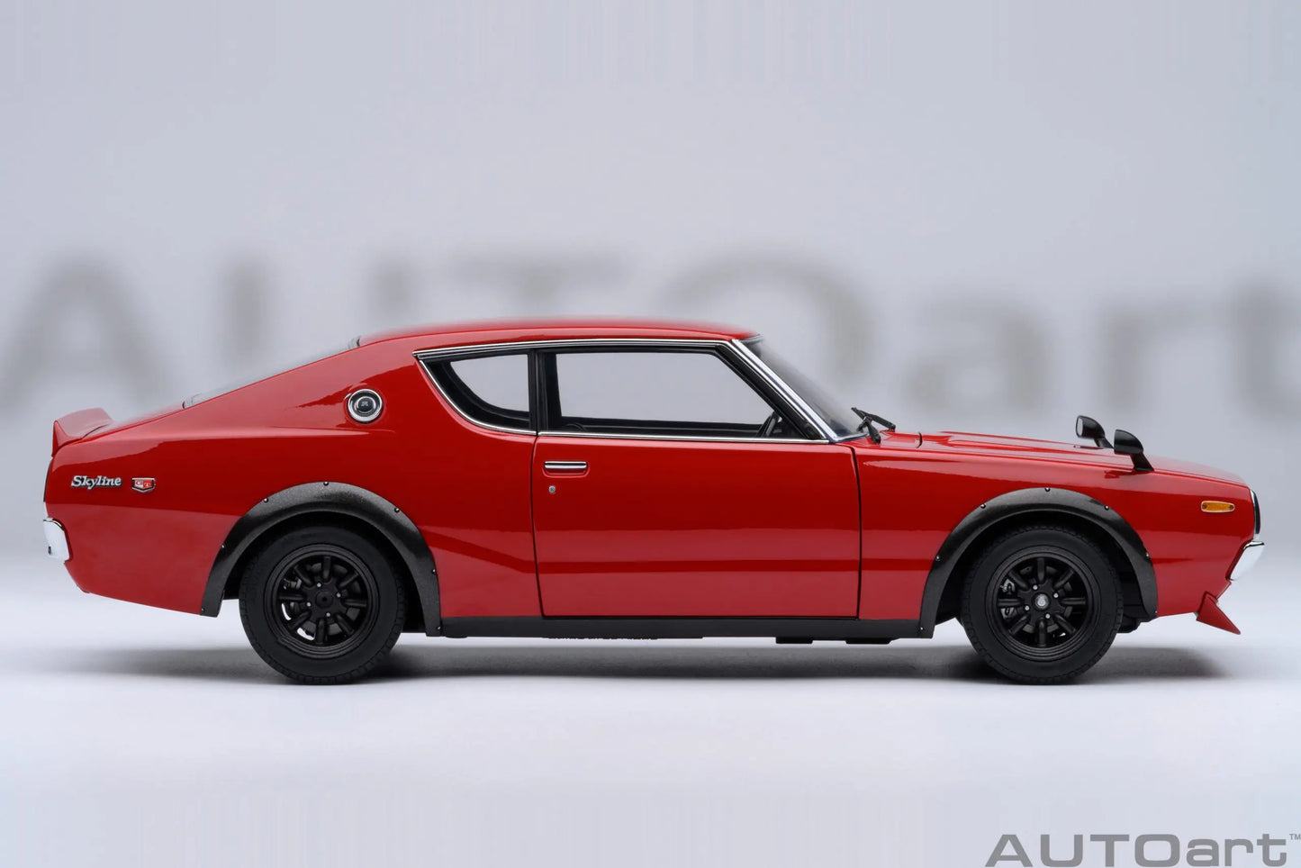 NISSAN SKYLINE 2000 GT-R (KPGC110) TUNED VERSION RS WATANABE WHEEL AUTOart 1/18 Static display model gift collection