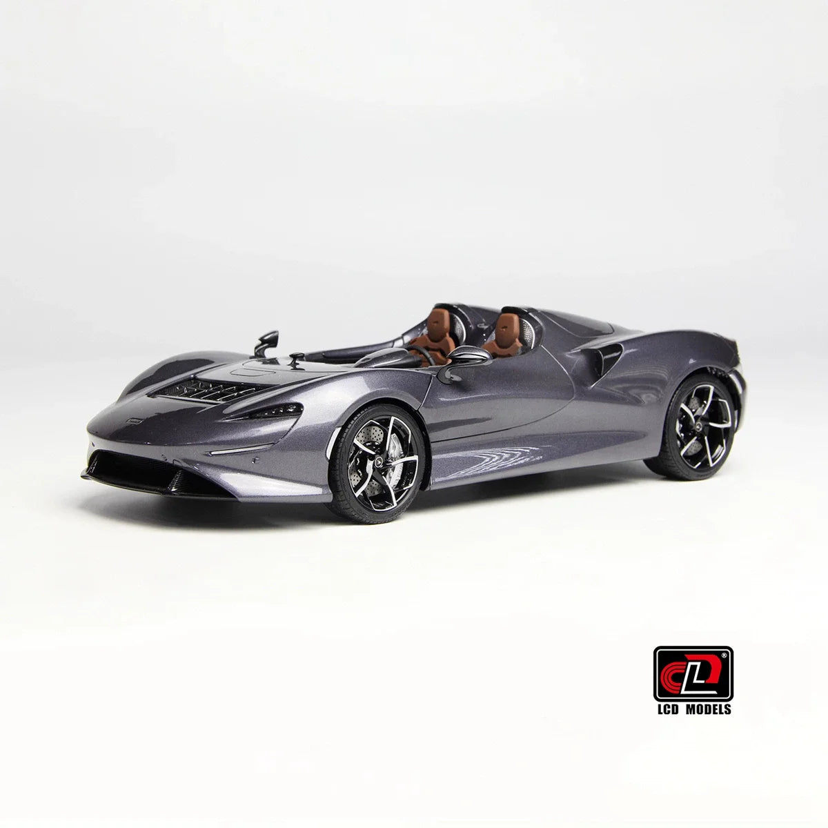 LCD Diecast car model 1:18 McLaren ELVA car model metal static display collection
