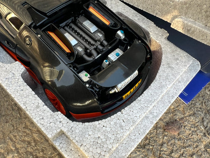 Original 1:18 Model,Autoart BUGATTI Veyron 16.4 Super Sport World Record Edition,Alloy Car Model for Display,Gift and Collect