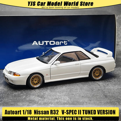 AUTOART 1/18 Nissan R32 V-SPEC II TUNED VERSION  Car model  Send to a friend  Personal collection Static ornamen