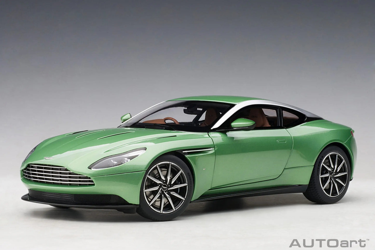 AUTOART New model 1/18 scale Aston Martin DB11  Sports car model Static display Collection Holiday gift