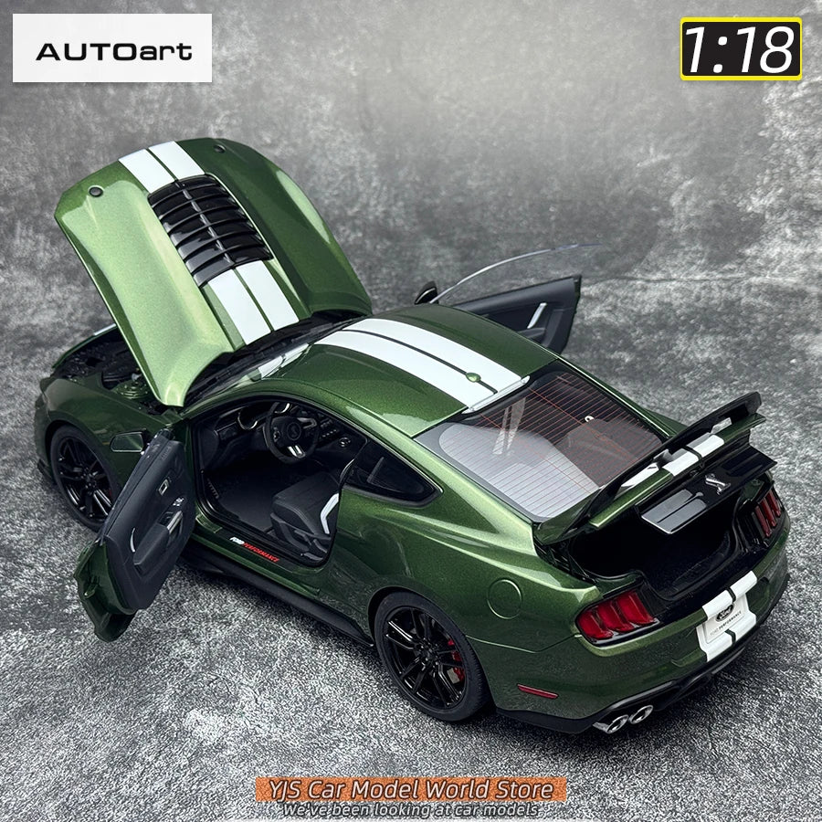 AUTOART New 1/18 scale Ford Mustang Shelby GT500 WHITE SILVER  Sports car model Static display Collection Holiday gift 73097