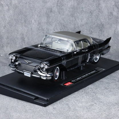 SunStar 1:18 Eldorado Brougham 1957 Vintage Car Simulation Limited Edition All Open Alloy Metal Static Car Model Toy Gift