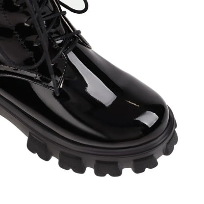 High End Women Boot Fashion Patent Leather Ankle Boots Exquisite Lace Platform Boots for Woman Luxury Designer Shoes Botas Mujer