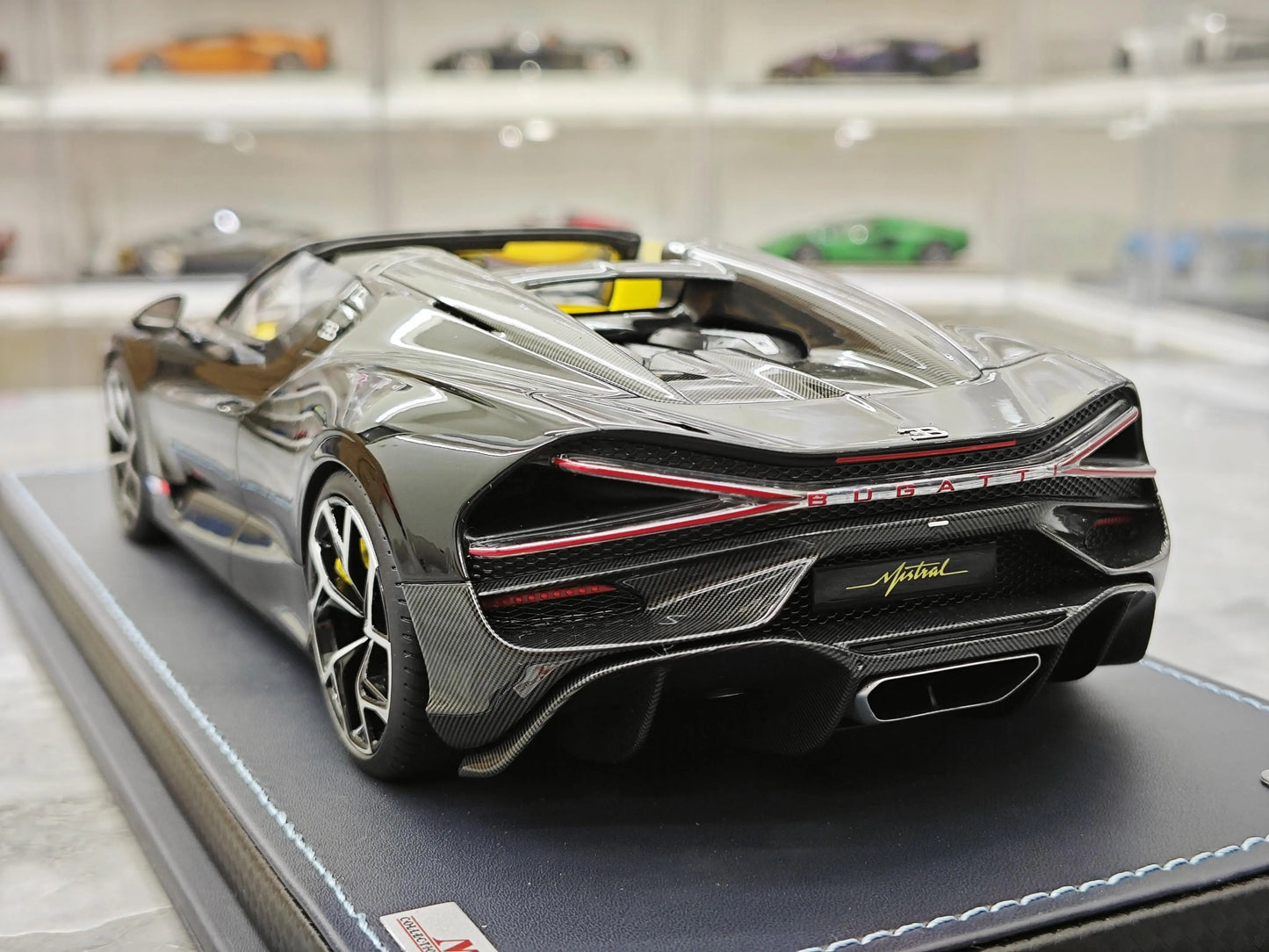 MR 1/18 Bugatti W16 Mistral Resin Motor Vehicle Toy Die-casting Metal Model Collection Boy Gifts