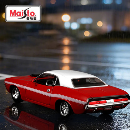 Maisto 1:24 Dodge Challenger R/T Coupe 1970 Alloy Car Diecasts & Toy Vehicles Car Model Miniature Scale Model