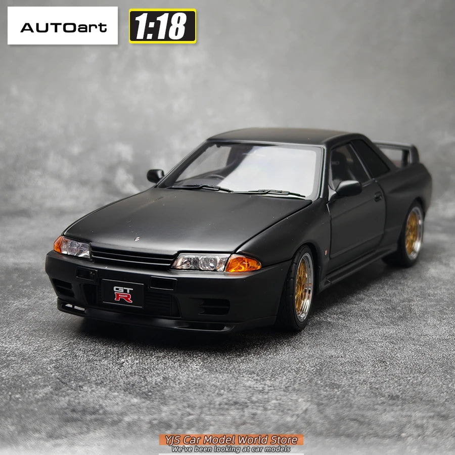 AUTOART 1/18 Nissan R32 V-SPEC II TUNED VERSION  Car model  Send to a friend  Personal collection Static ornamen