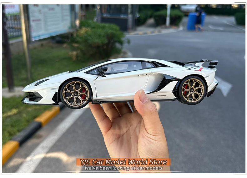 AUTOART 1/18 Lamborghini Aventador SVJ Car Model