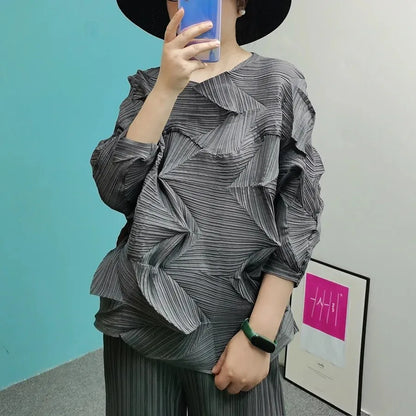 Diamond Pleated Top 8161 Artistic Raglan Sleeve Crew Neck T-Shirt  Spring Summer Fashionable Pleated Des
