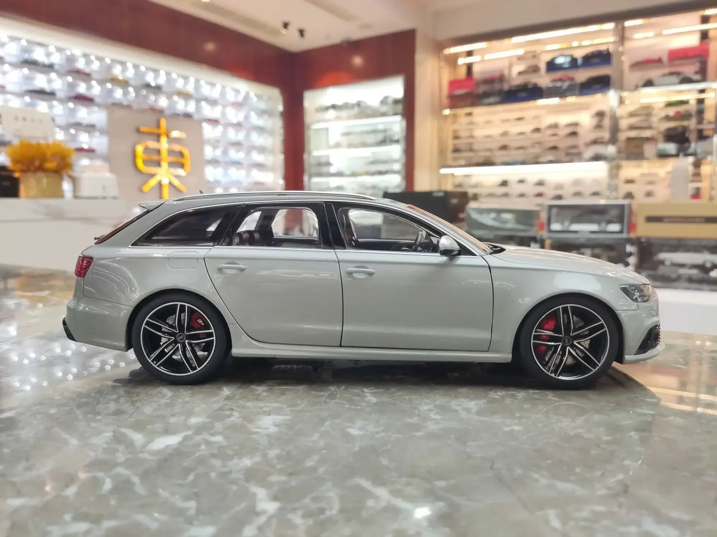 1/18 AUDIRS RS6 RS 6 Avant C7 WELL Diecast Model Toy Cars Boys Girls Gifts