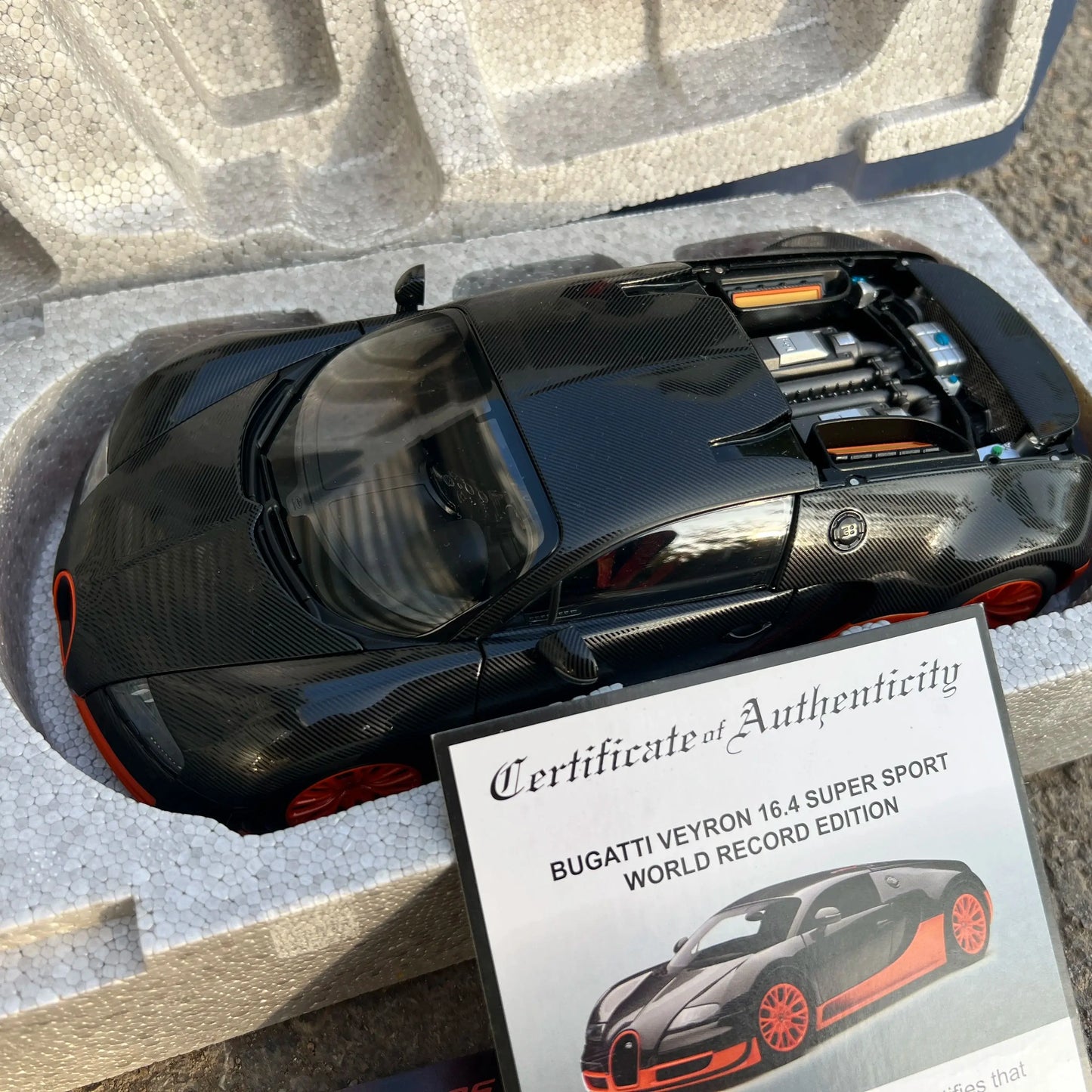 Original 1:18 Model,Autoart BUGATTI Veyron 16.4 Super Sport World Record Edition,Alloy Car Model for Display,Gift and Collect