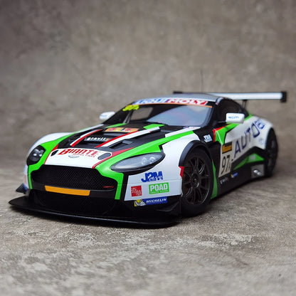 AUTOART Edition 1/18 Aston Martin VANTAGE V12 BATHURST 12HOUR #97 2015 Racing Car Model