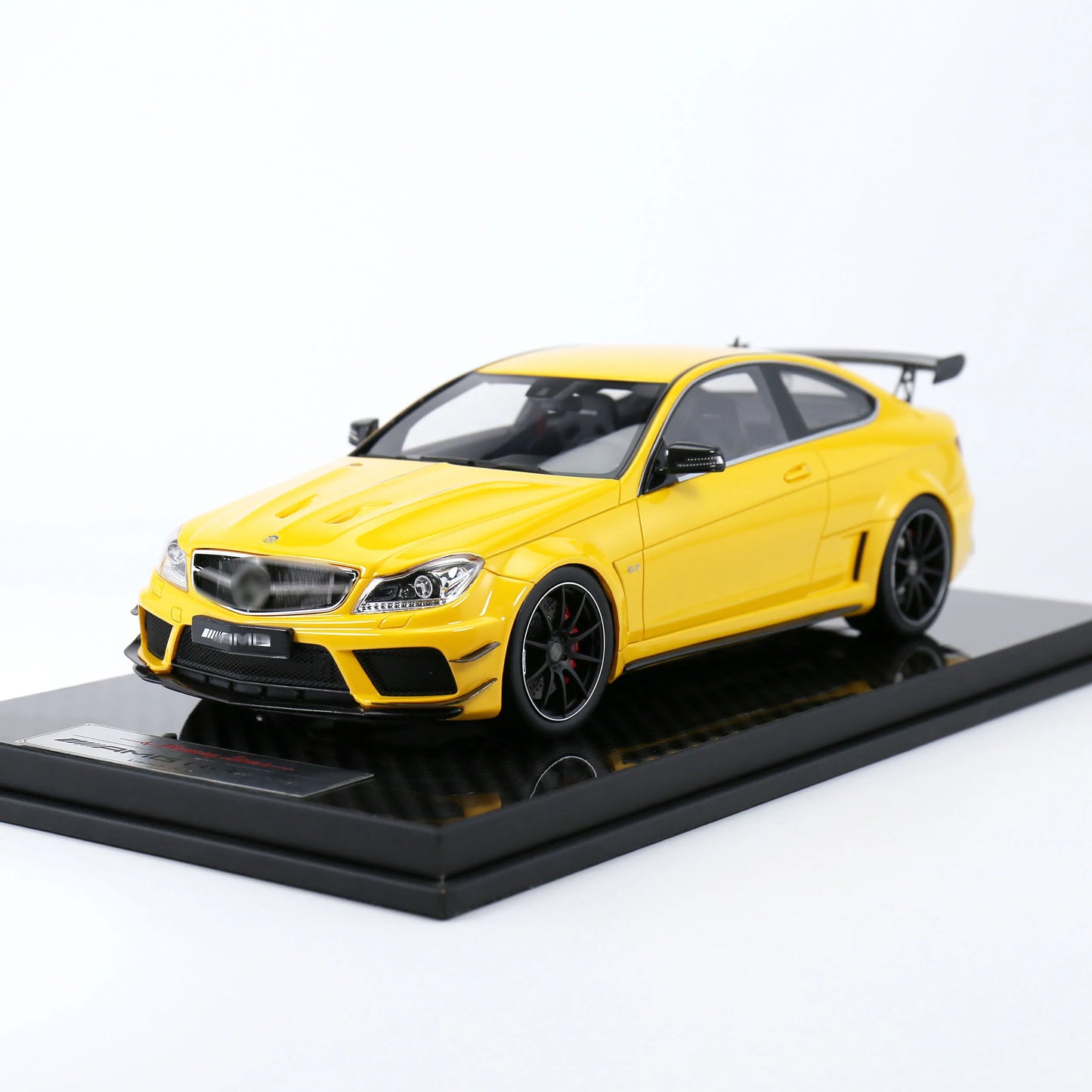 1/18  C 63 Black Series resin model Memory Line collectibles