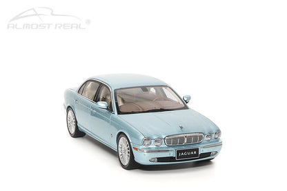 Almost Real AR 1/18 Jaguar XJ6 X350 Car models give gifts to friends Adult toys Birthday gifts to friends Company show metal