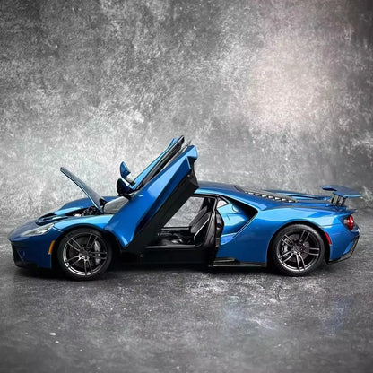 AUTOART 1:18 scale Ford GT ABS material Full Open car model Static Display Holiday gift collection Sports car model