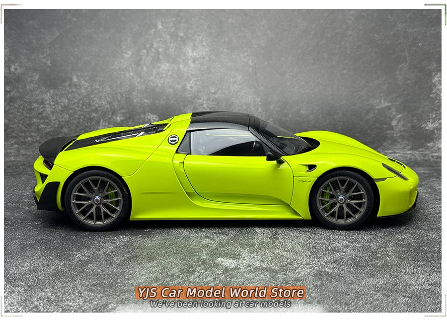 AUTOART  1/18 scale 918 SPYDER Model Car Martini Livery  display holiday gift