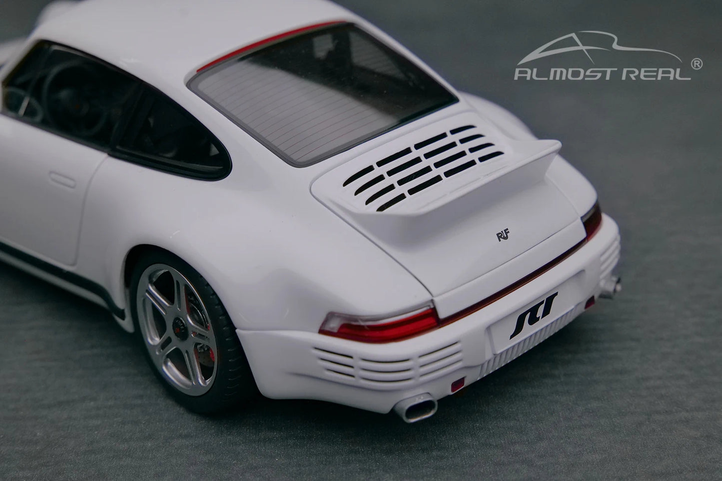 Almost Real  Diecast model 1:18  RUF SCR 2018 Realistic Car Model Collectible Holiday Gifts Static birthday gifts for  friends