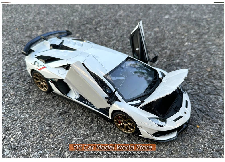 AUTOART 1/18 Lamborghini Aventador SVJ Car Model