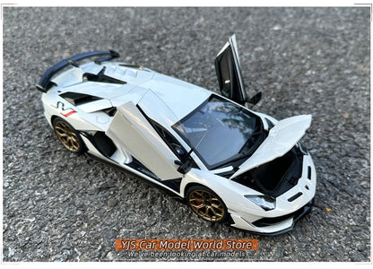 AUTOART 1/18 Lamborghini Aventador SVJ Car Model