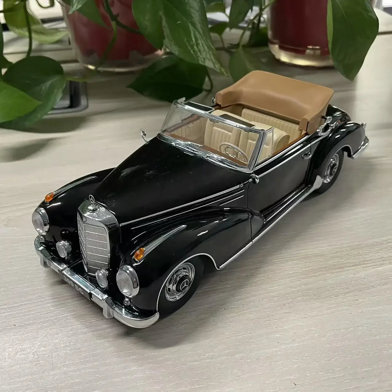 1:18 Benz Convertible Car Model Die-cast Alloy Collection 300 Sc Cabriolet 1957 & Coupe 1955 The Paint Defective