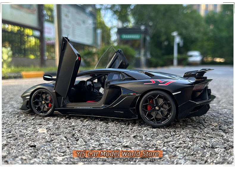 AUTOART 1/18 Lamborghini Aventador SVJ Car Model