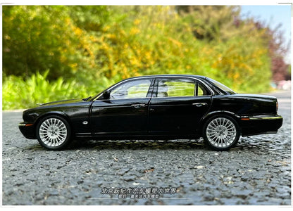 Almost Real AR 1/18 Jaguar XJ6 X350 Car models give gifts to friends Adult toys Birthday gifts to friends Company show metal