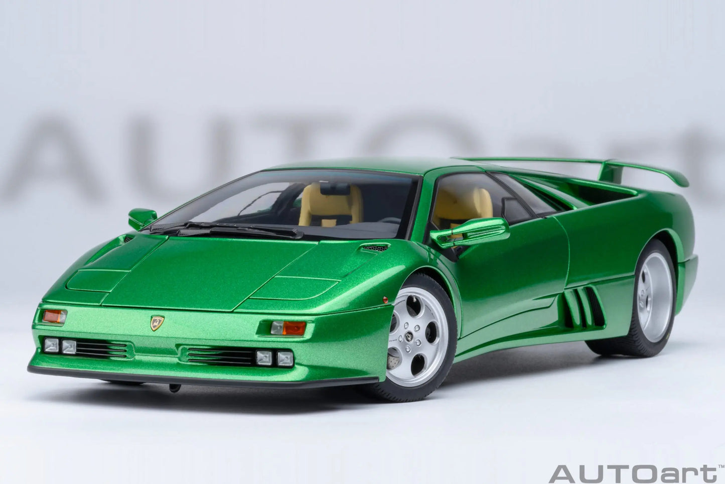 AUTOART 1:18  Diablo SE30 Jota Static Display Model - Collector's Gift Edition Holiday gift