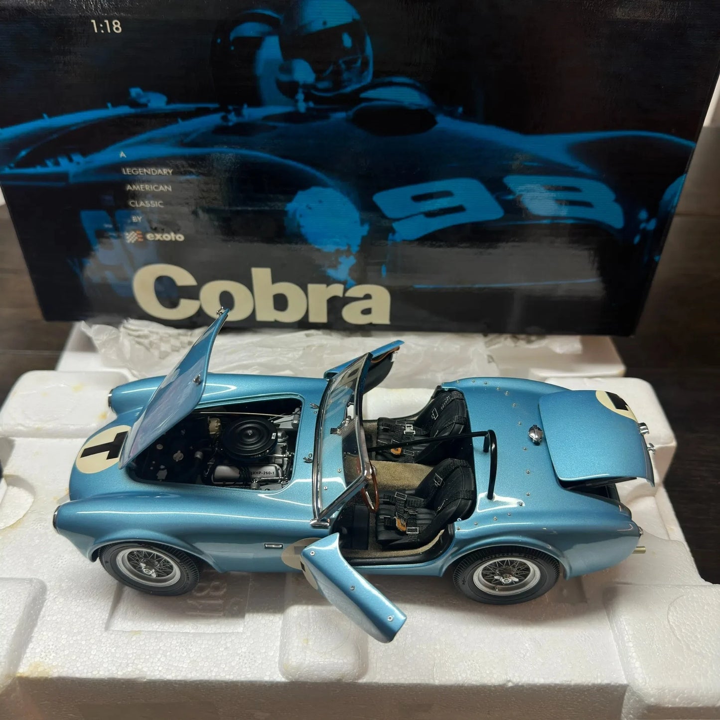 Exoto 1:18 AC Cobra Shelby 260 1962 Simulation Limited Edition All Open Alloy Metal Static Car Model Toy Gift