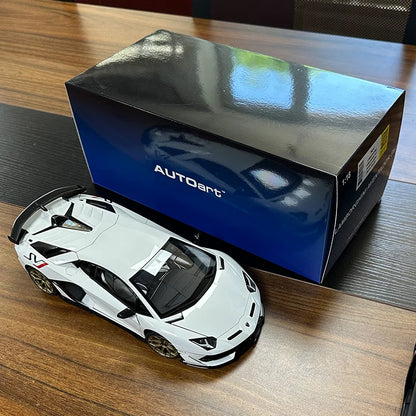 AUTOART 1/18 Lamborghini Aventador SVJ Car Model